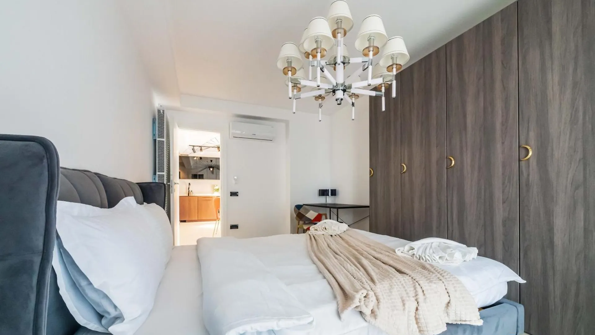 High-End Apartments & Penthouse With Terrace بوخارست
