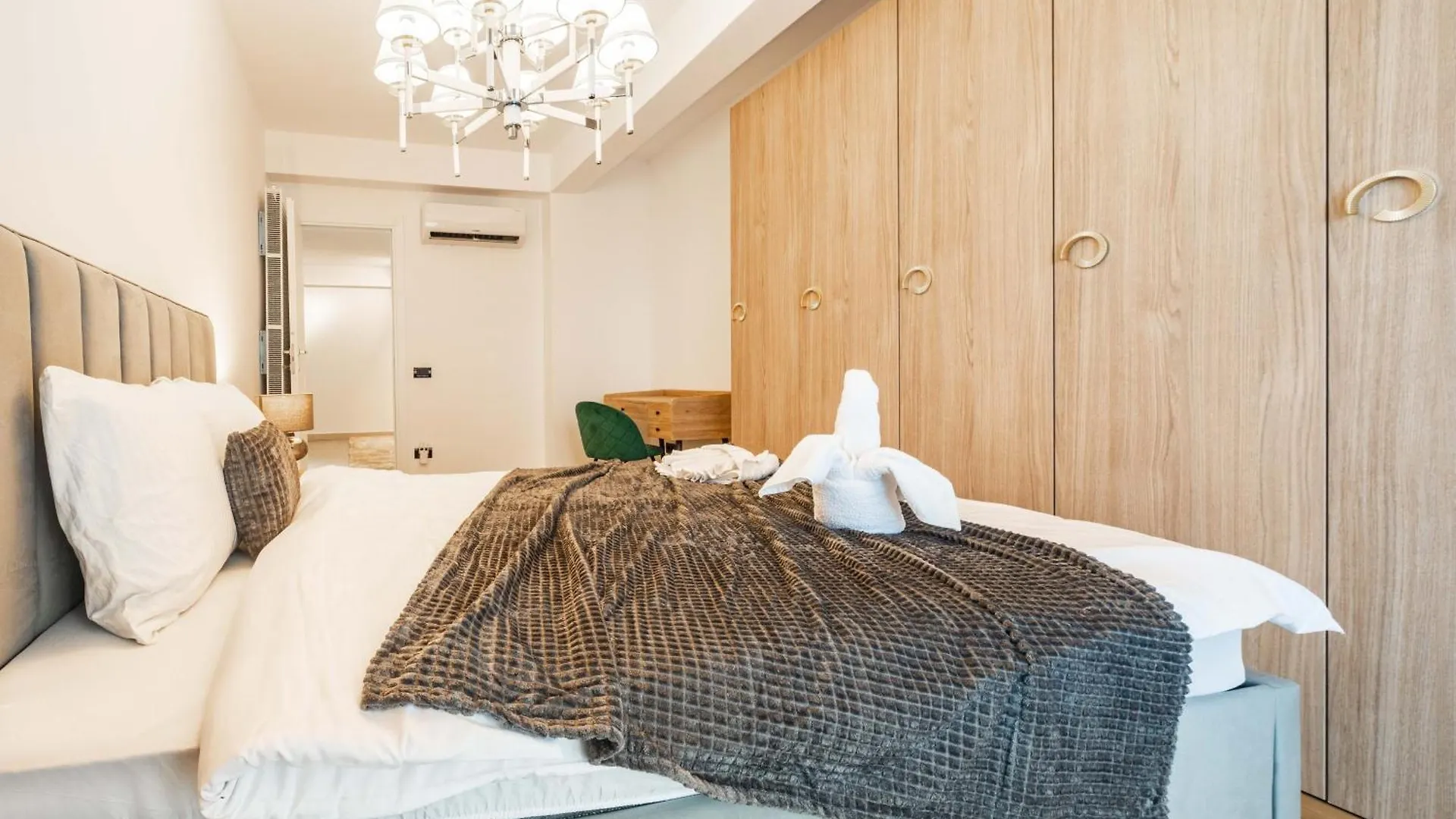 High-End Apartments & Penthouse With Terrace بوخارست 0*,  رومانيا
