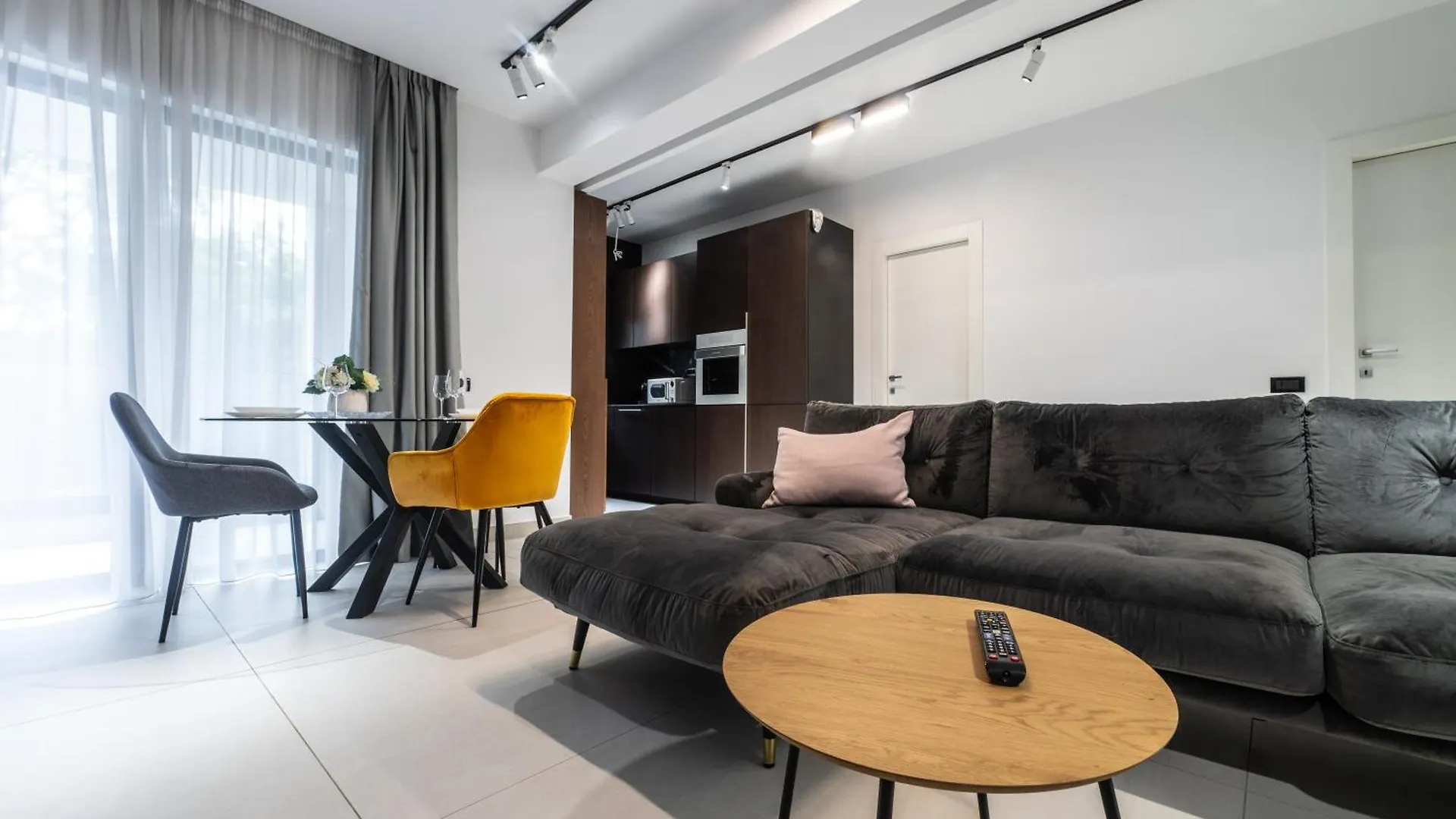 High-End Apartments & Penthouse With Terrace ブカレスト