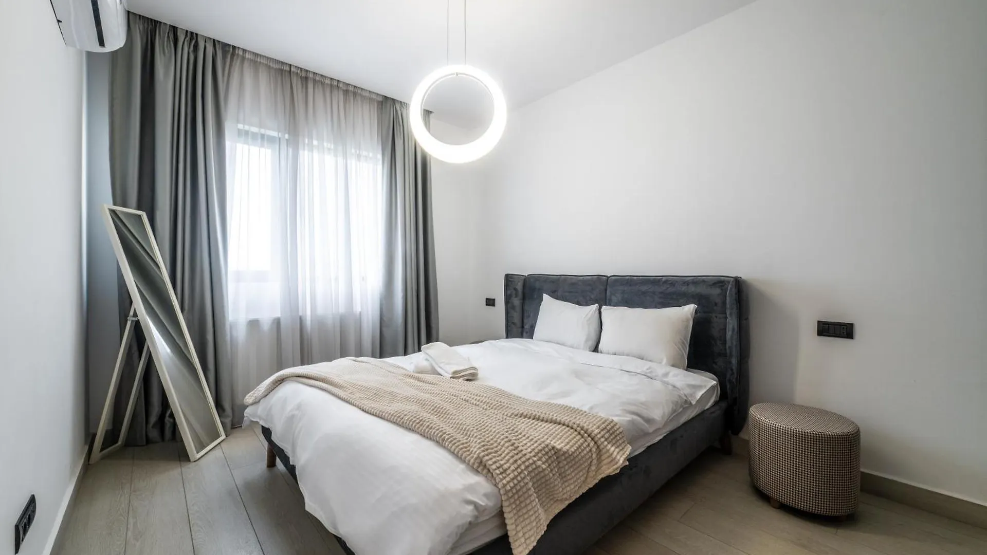 High-End Apartments & Penthouse With Terrace بوخارست