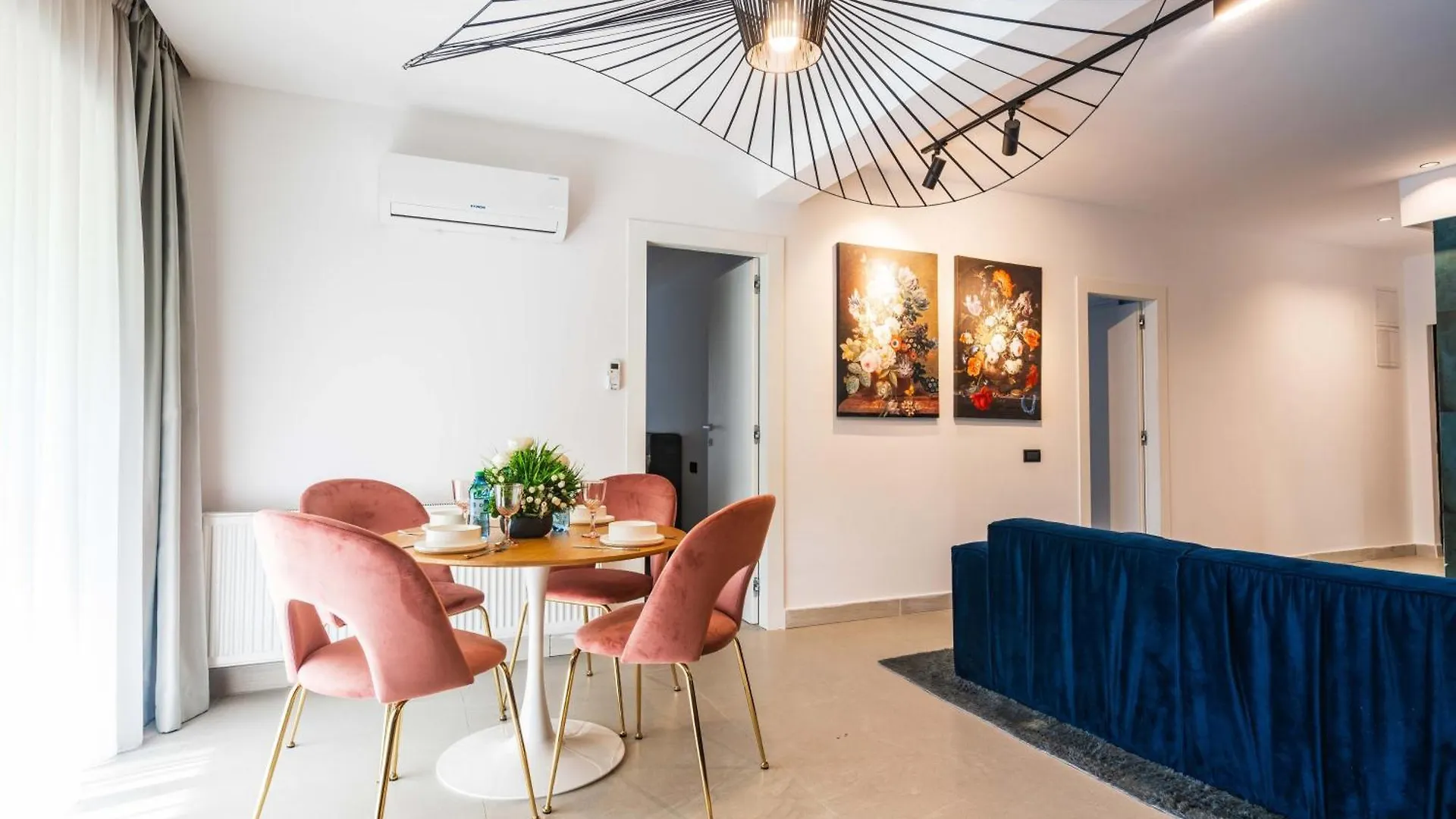 High-End Apartments & Penthouse With Terrace Bucureşti