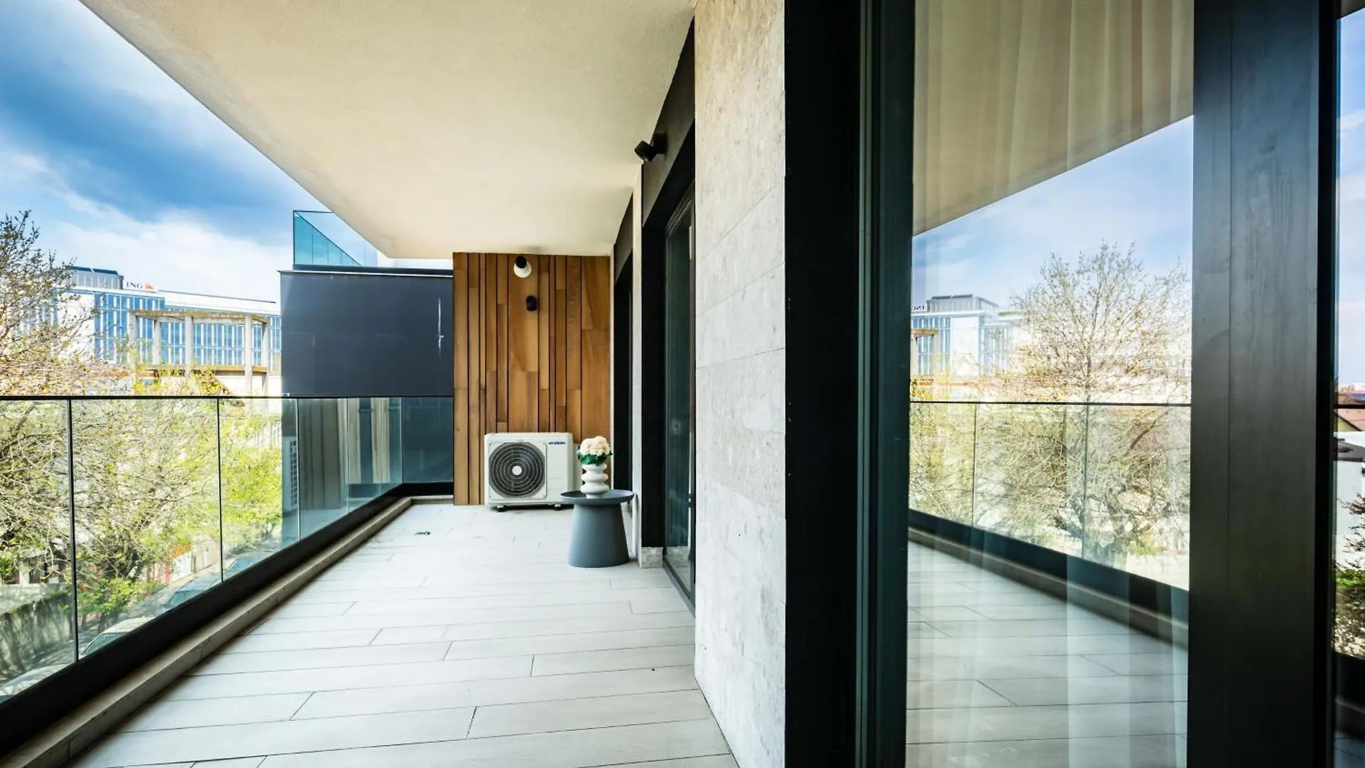 High-End Apartments & Penthouse With Terrace Bucureşti