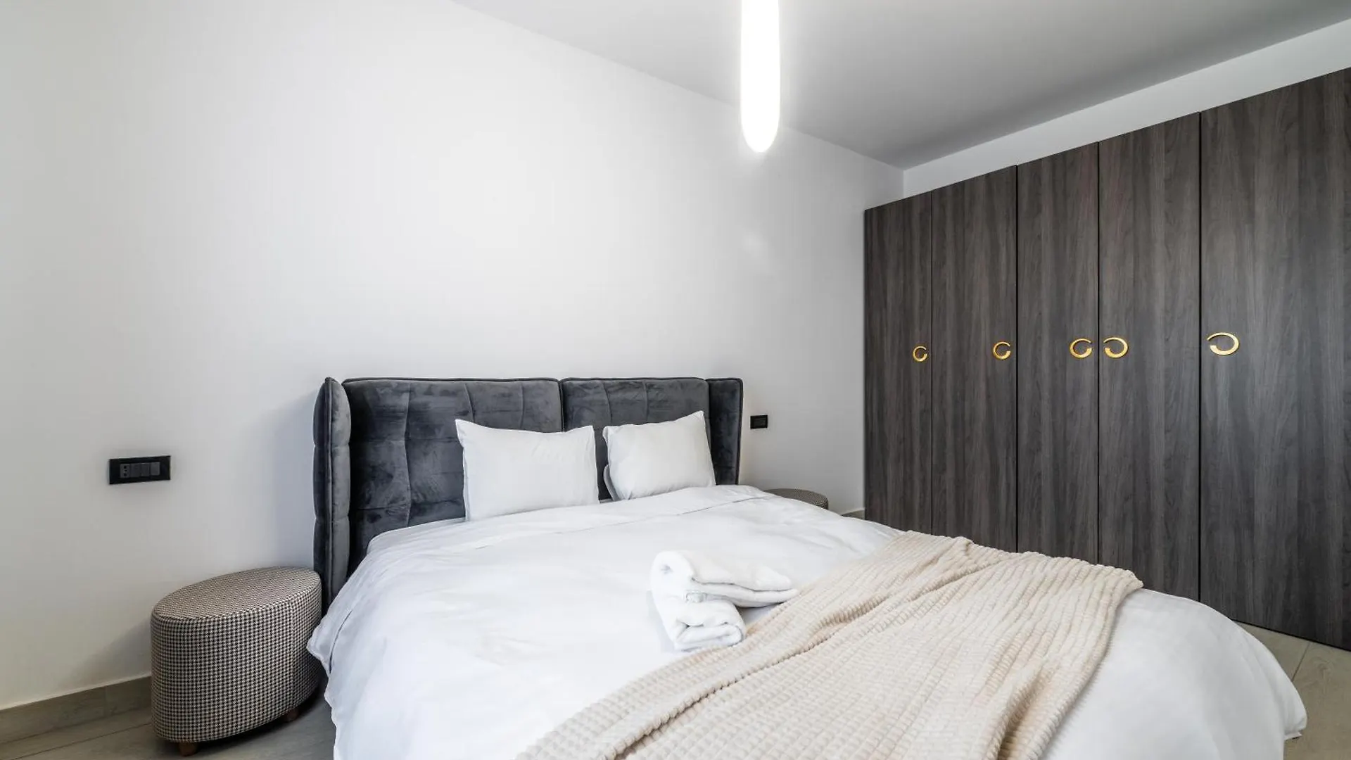 High-End Apartments & Penthouse With Terrace Bucureşti