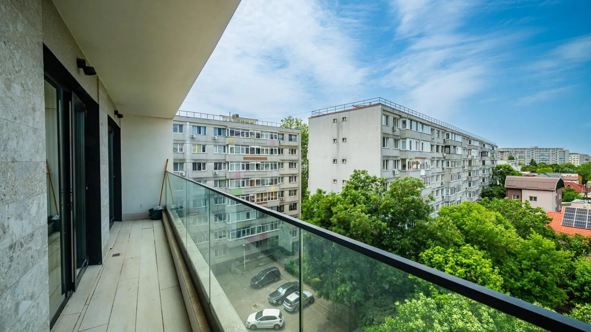 High-End Apartments & Penthouse With Terrace Bucureşti România